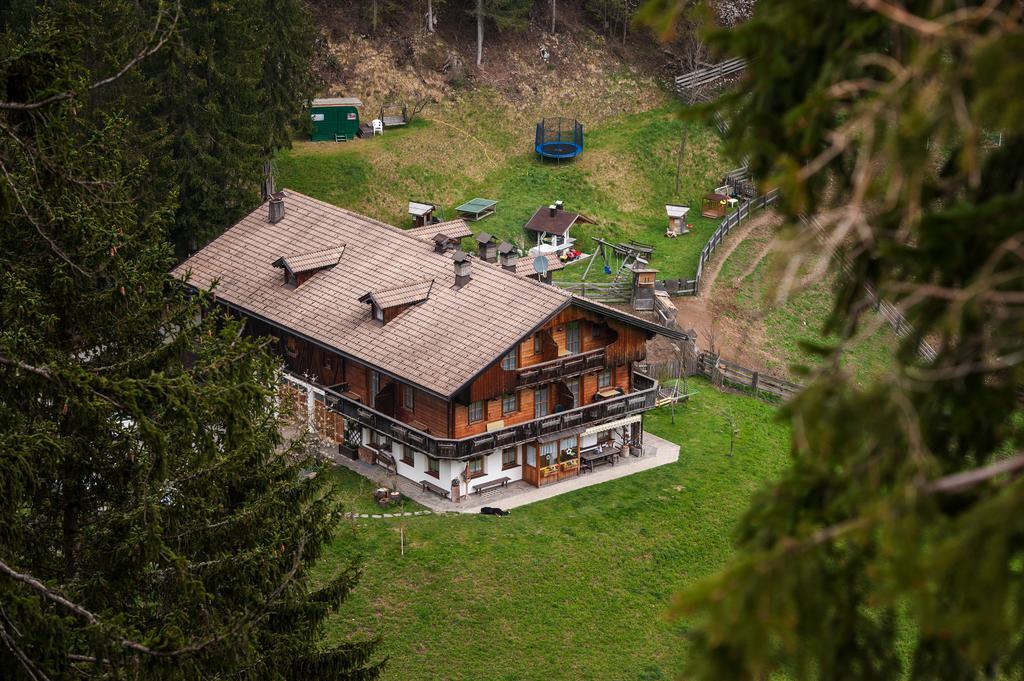 Apartament Haus Waldruhe San Candido Zewnętrze zdjęcie